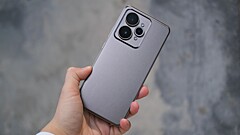 Обзор Realme 15 5G: смартфон среднего класса, который вам понравится