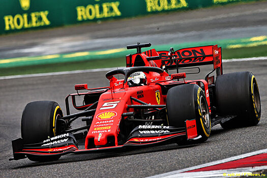 Минарди: Ferrari нужно засучить рукава и отыграться