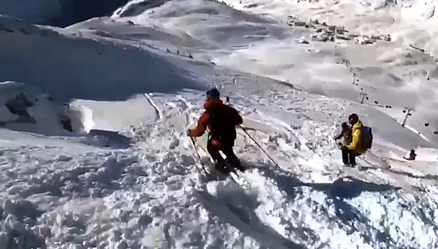 Лавина накрыла горнолыжников в Альпах