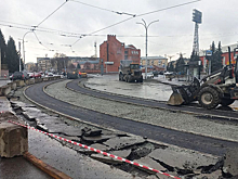 Движение трамваев около кемеровского ЦУМа восстановилось после ремонта рельсов