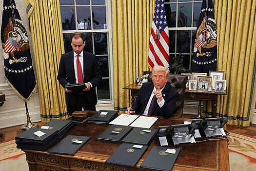 NYT: Трамп может подписать указ об увольнении более 50 тысяч госслужащих