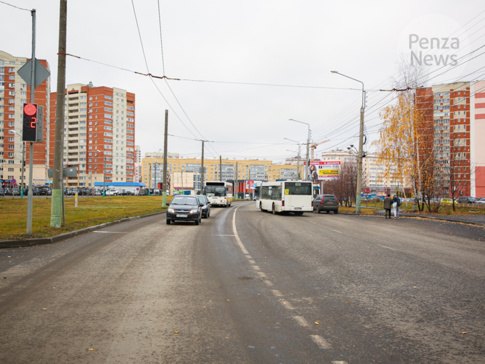 Берлин пенза. ТЦ Весна Арбеково Пенза. Расширение дороги проспект Строителей Пенза. Строителей Весна Пенза 2021. Дорога в Арбеково.