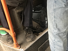 В Советском районе на линию вышел автобус с дыркой в полу