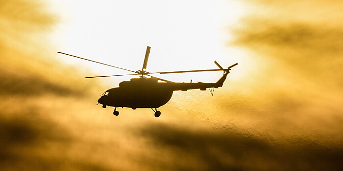 Вертолет Ми-8 совершил жесткую посадку в Мурманской области