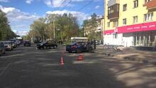 Маленькая девочка пострадала при столкновении двух иномарок на ул. Чернышевского в Вологде