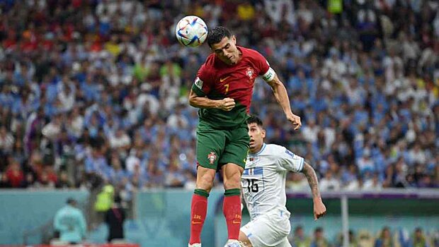 «Мяч коснулся меня». Роналду — о первом голе в ворота Уругвая на чемпионате мира