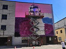 Улицы Тюмени украсили десятки новых стрит-артов