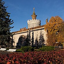 Колхозниц много не бывает. Как строили, сносили и снова строили в Москве передовую «Украину»