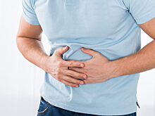 Почему болит живот: 10 причин