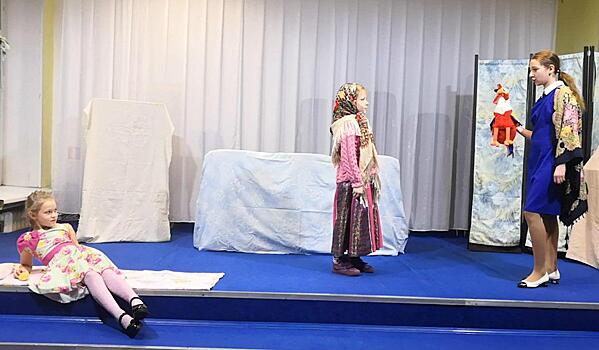 На Яснополянской состоялась премьера спектакля «Мороз Иванович»