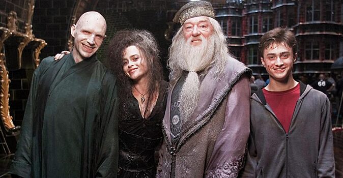 Герои и злодеи: фото со съемок «Гарри Поттера», которые заставят вас улыбнуться