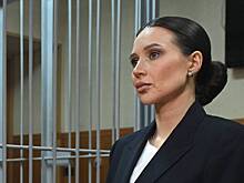 У Лерчек изъяли дорогие украшения и десятки миллионов рублей