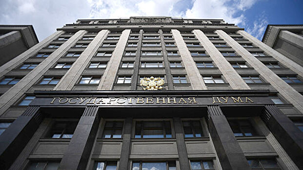 Госдума поддержала проект об увеличении штрафа за задержки авиарейсов