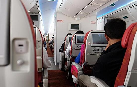 И снова о самых грязных местах в салоне самолета любой авиакомпании