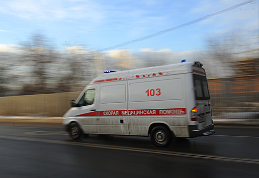 Двух пешеходов сбили на переходе в Москве