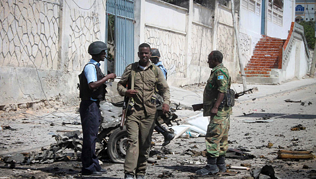 Взрывы в Сомали: трое погибших, восемь пострадавших