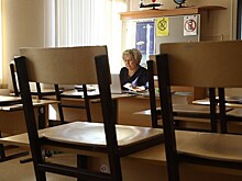 Минпросвещения РФ: новости о появлении "парт позора" в школах являются фейком