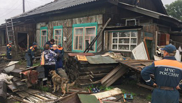 Иркутская область: спасателям приказано ускорить восстановительные работы