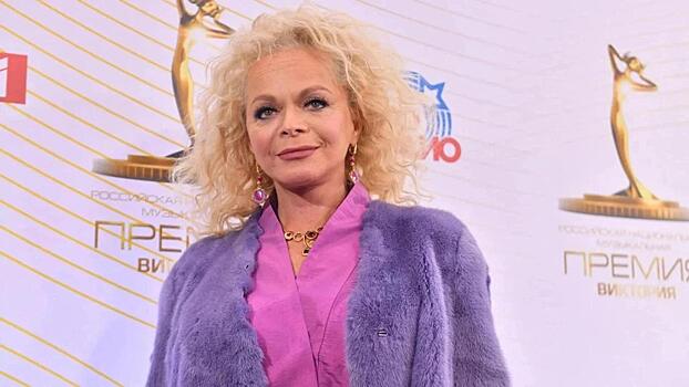 Против Долиной закрыли исполнительное производство