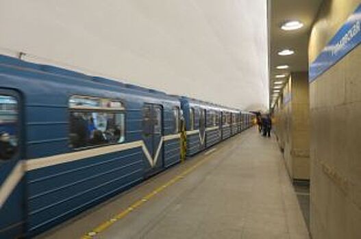 Карта «Подорожник-Тройка» поступила в продажу в петербургском метро