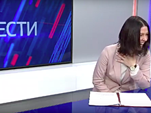 Уволилась ведущая "Вестей", смеявшаяся при записи эфира над мизерными льготами