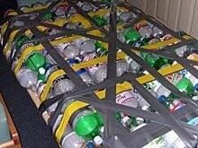 Мужчина пытался уплыть в Крымна плоту из бутылок