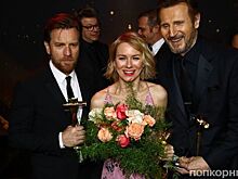 Фото: Юэн МакГрегор, Лиам Нисон и Наоми Уоттс на красной дорожке Golden Camera Awards 2018