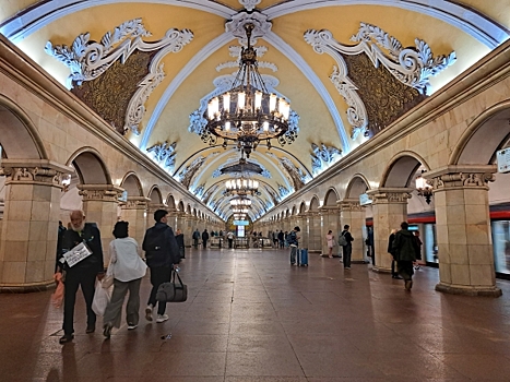 Москвичей призвали пересесть на метро из-за снега и ветра