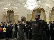 Яна Рудковская поздравила Тимати, вспомнив совместную лезгинку