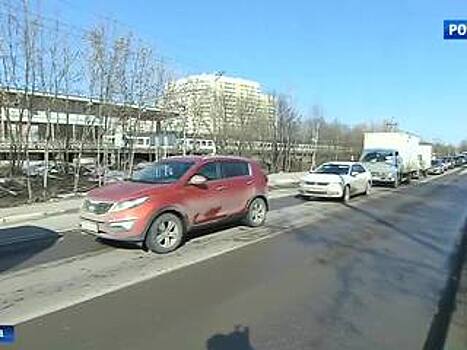 Новый переезд в Кокошкине избавит водителей от вечного ожидания