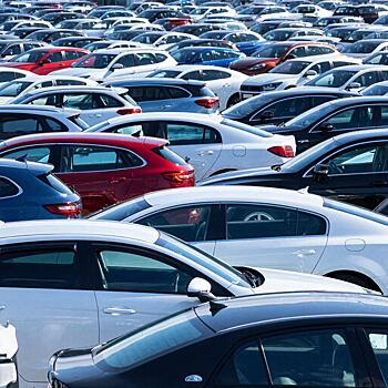 Стало известно, сколько россиян имеют легковые авто старше 10 лет