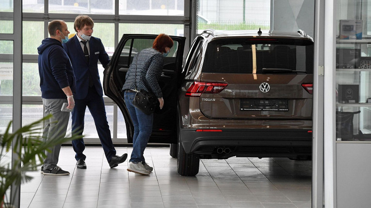 Власти оценили будущее автомобильного рынка России