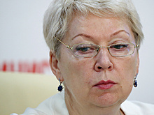 Васильева посоветовала родителям ограничивать интернет детям