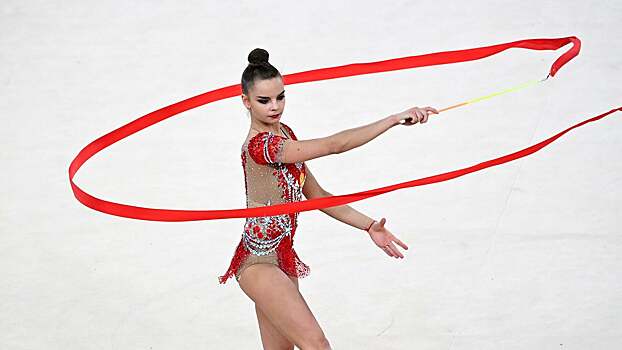 В упражнениях с лентой на чемпионате мира-2021 российские гимнастки проиграли первое личное золото ЧМ с 2013 года