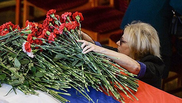 Песков назвал экипаж разбившегося Ил-76 героями