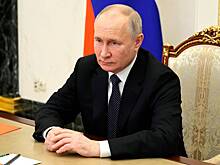 Путин поздравил президента Киргизии по случаю Дня независимости страны