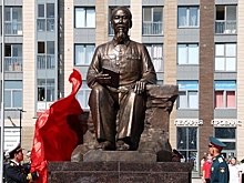 Безымянную площадь в Петербурге назвали в честь города Хошимина