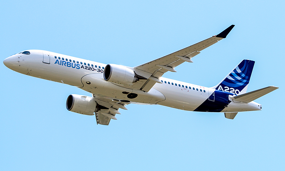 Airbus A220. Первый полет — 16 сентября 2013 года. Оригинальная разработка канадской фирмы Bombardier Aviation (изначально самолет назывался Bombardier CSeries)