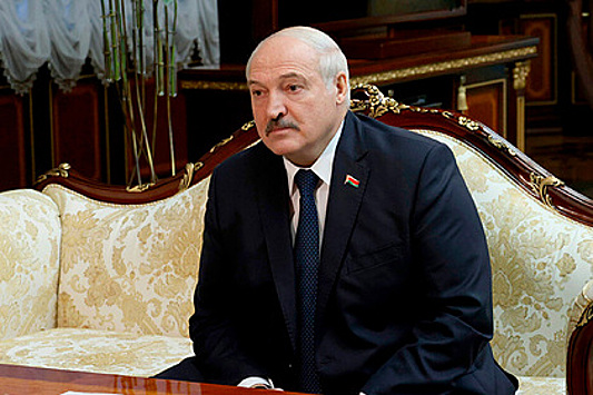 Лукашенко направили доработанные предложения по поправкам в Конституцию