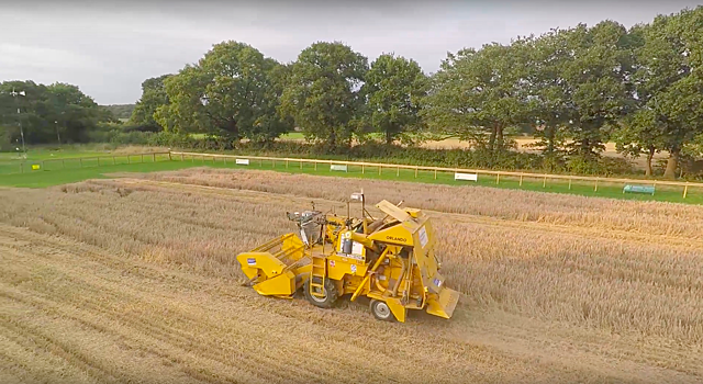 Первая в мире роботизированная ферма Hands Free Hectare вырастила урожай без участия людей