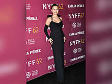 Актриса Селена Гомес вышла в свет в облегающем платье после похудения