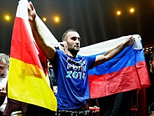 Гассиев нокаутировал Дортикоса и подерётся с Усиком в финале WBSS
