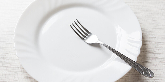 Психолог рассказал о вреде привычки доедать все из тарелки