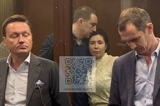 Суд отреагировал на просьбу жены экс-мэра Сочи забрать трех детей в СИЗО