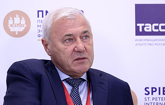Аксаков заявил, что "благополучная жизнь" банков-эквайеров в ближайшее время закончится
