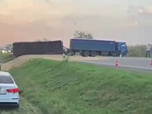 Из-за ДТП с двумя погибшими перекрыта трасса в Красноармейском районе