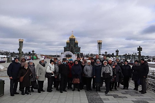 Жители Молжаниновского посетили музейный комплекс Главного храма Вооруженных Сил