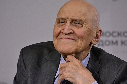 Популярного телеведущего экстренно госпитализировали для проведения операции