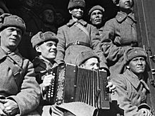 Песни Великой Победы: «Выходила на берег Катюша…»