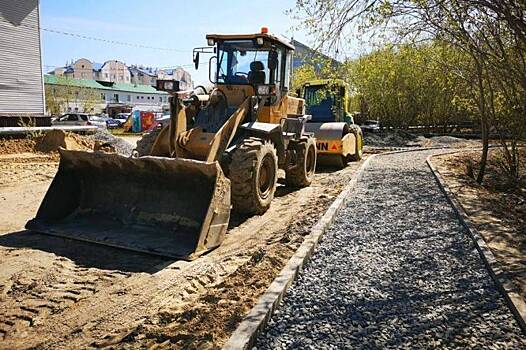 В Салехарде обновят километры тротуаров и инженерных сетей